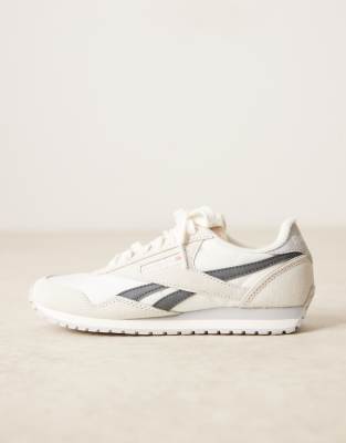 Reebok Classic Az Sneakers In White