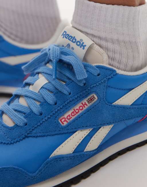 Reebok Classic AZ trainers in blue, 3 of 5