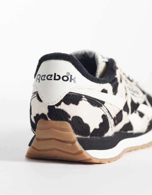 Reebok Classic AZ womens trainers in cow print, 3 of 5