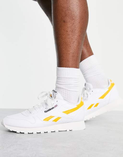 nep vergiftigen Kijkgat Reebok Classic - Baskets en cuir - Blanc et doré | ASOS