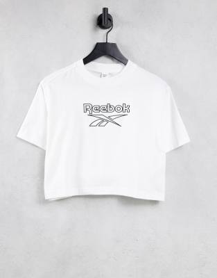Reebok Classic big logo T-shirt in white | ASOS