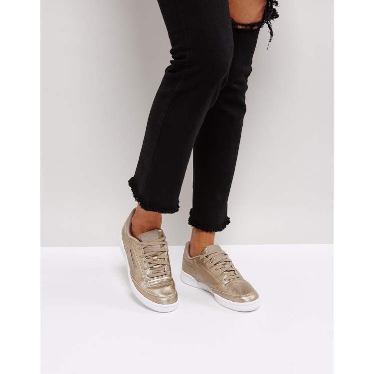 Yoghurt Manhattan bundel Reebok Classic Club C 85 Metallic Sneakers In Antique Gold | ASOS