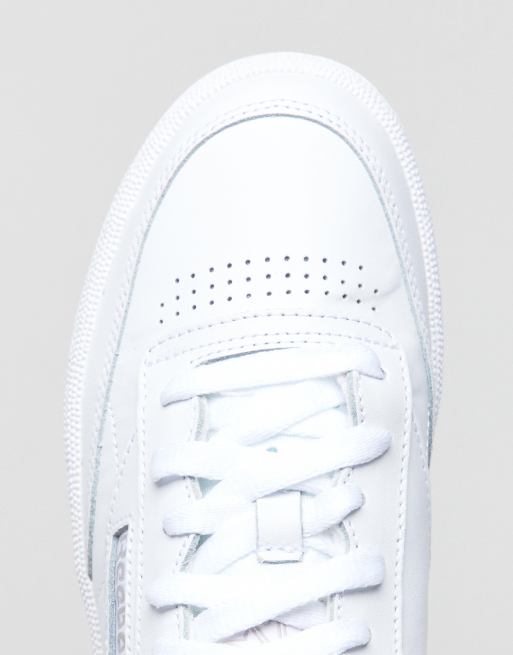 Reebok Classic Club C 85 sneakers In White Leather With Gum Sole - WHITE, 4 of 4