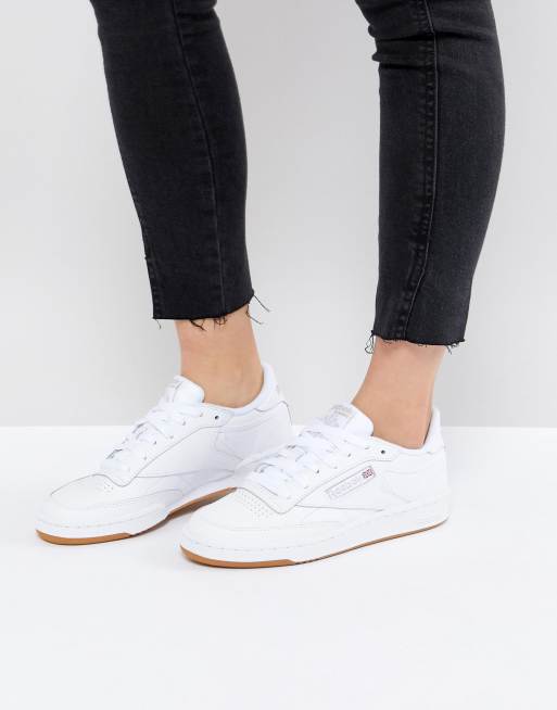 Reebok Classic Club C trainers In White Leather With Gum Sole | ASOS