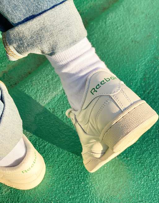 Reebok Classic Club C Vintage sneakers in chalk with green detail