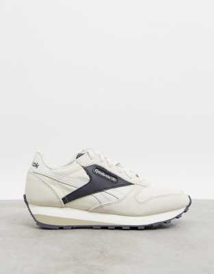 reebok classic leather beige