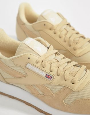 reebok classic leather trainers in yellow