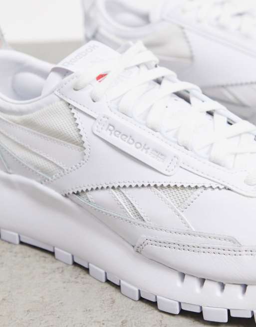 Triple white reebok outlet classic