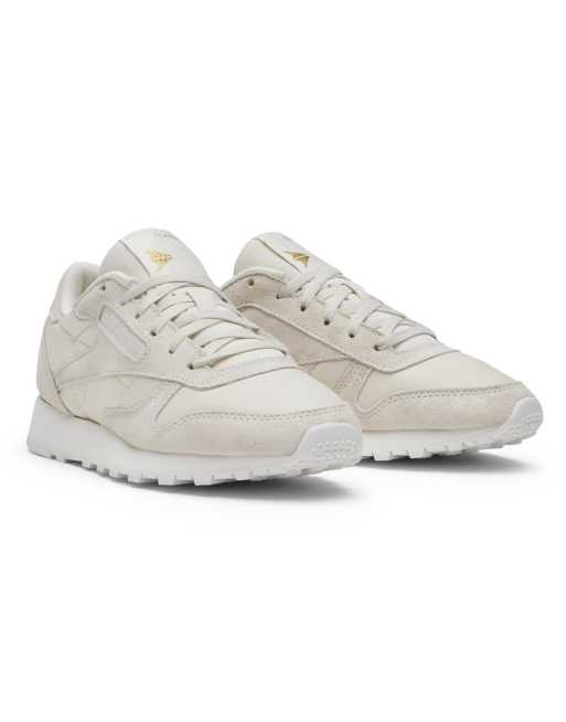 Reebok Classic Leather sneakers in white with gum sole, ASOS