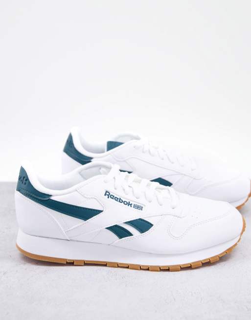 Reebok Classic Leather sneakers in white