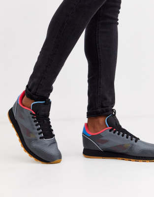 reebok classic leather sneakers in black leather