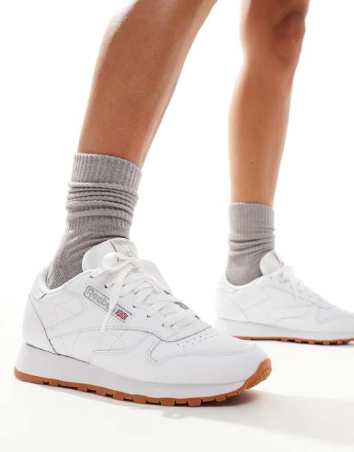 Reebok Classic Leder Sneaker mit Gummisohle in WeiB