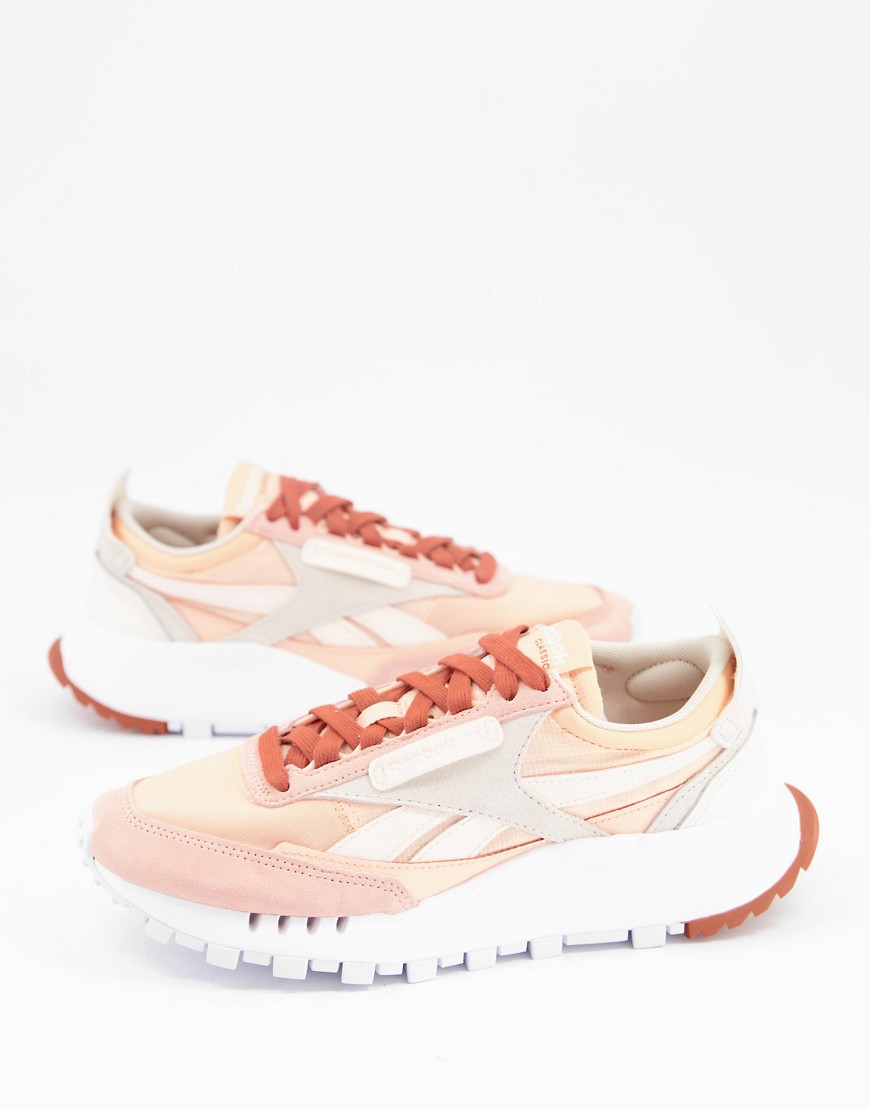 Reebok Classic Legacy sneakers in rose-White