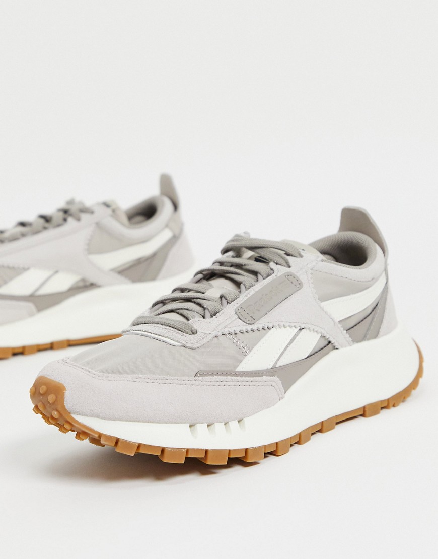 Reebok Classic Legacy sneakers in sand stone-Neutral