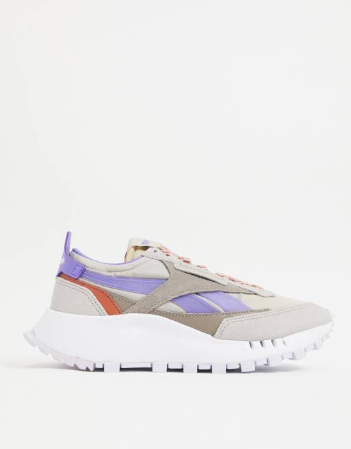 reebok classics cl legacy trainers in beige
