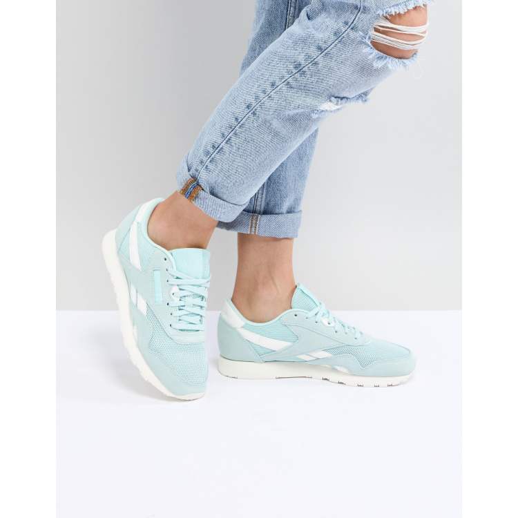 Mint reebok on sale