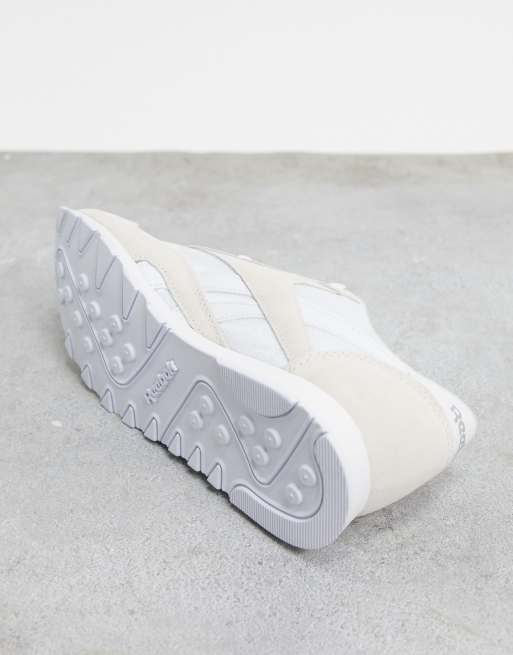 Reebok Classic Nylon trainers in grey and white, 3 of 4