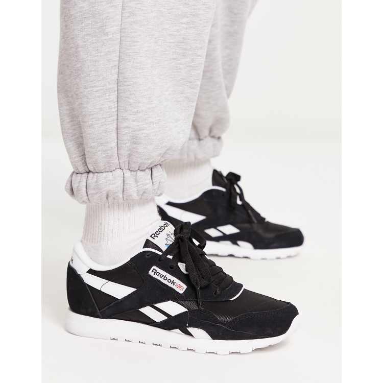 Sorg Moderne fintælling Reebok Classic Nylon trainers in white and black | ASOS