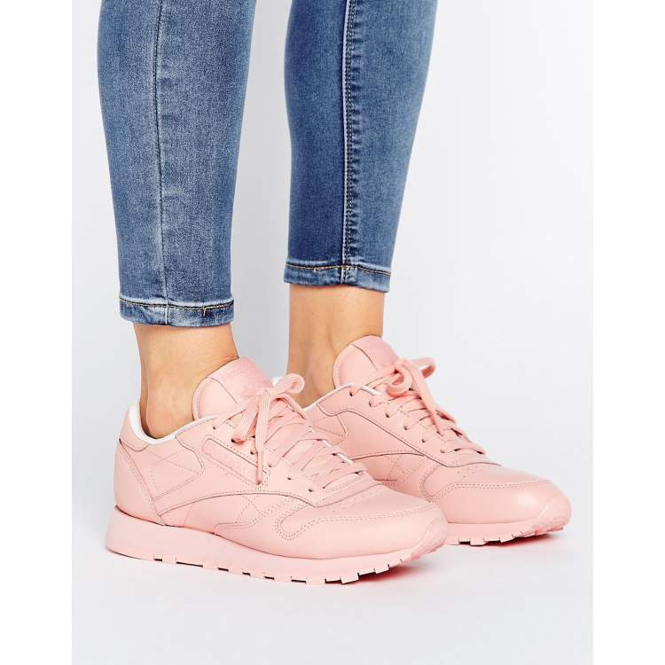 Pink hotsell reebok classic