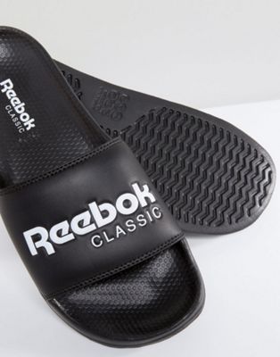 Reebok Classic - Slippers in zwart bs7414