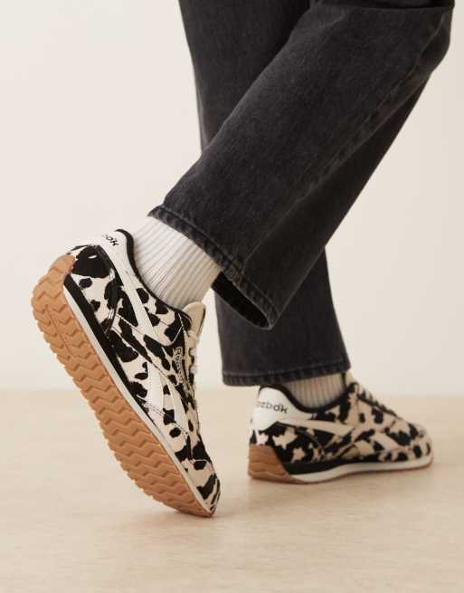 Reebok Classic sneakers in cow print, 3 of 5