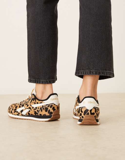 Reebok Classic sneakers in leopard, 3 of 5