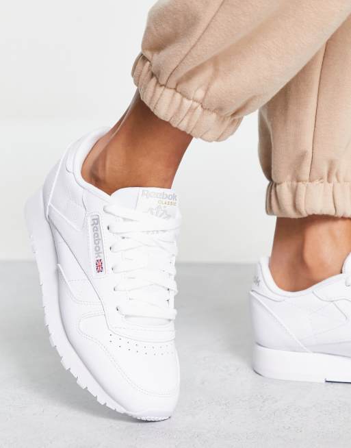 White on sale reebok trainers