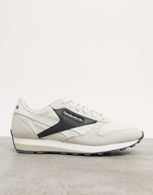 reebok classic blanc cassé