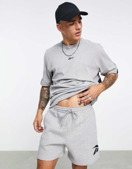 Shorts reebok homme clearance soldes