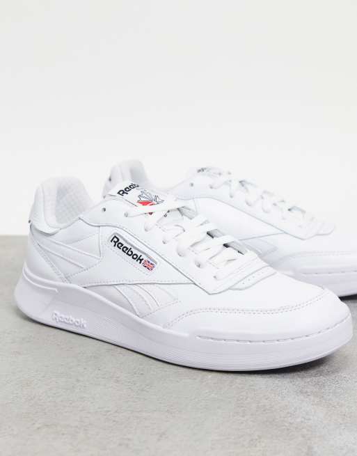 Triple white reebok outlet classic