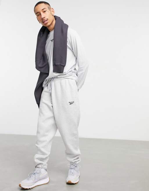 Reebok joggers deals grey