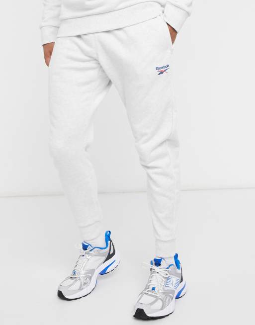 Reebok Classics - Essentials - Joggers grigio chiaro con logo vector