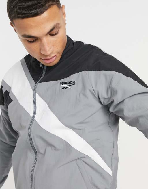 lærebog at ringe se tv Reebok Classics front vector track jacket in gray | ASOS