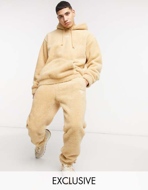 Reebok Classics In esclusiva per ASOS - Toast - Joggers con cappuccio in pile borg color pietra in coordinato