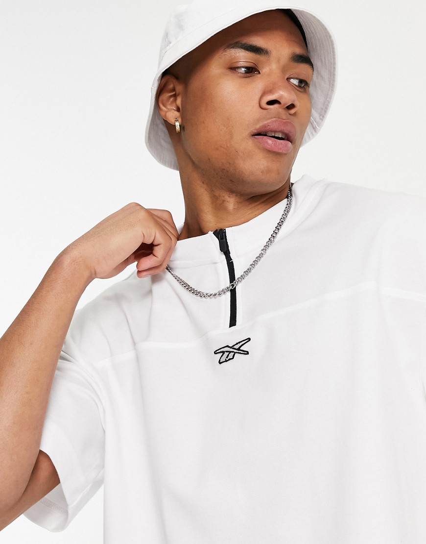 Reebok Classics 'meet you there' pique T-shirt in white