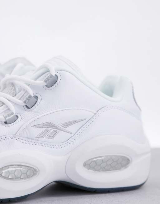 Reebok store question bianche