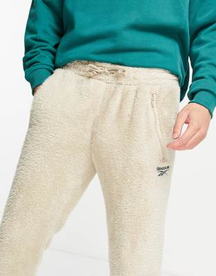 reebok classics sherpa vector hoodie in beige