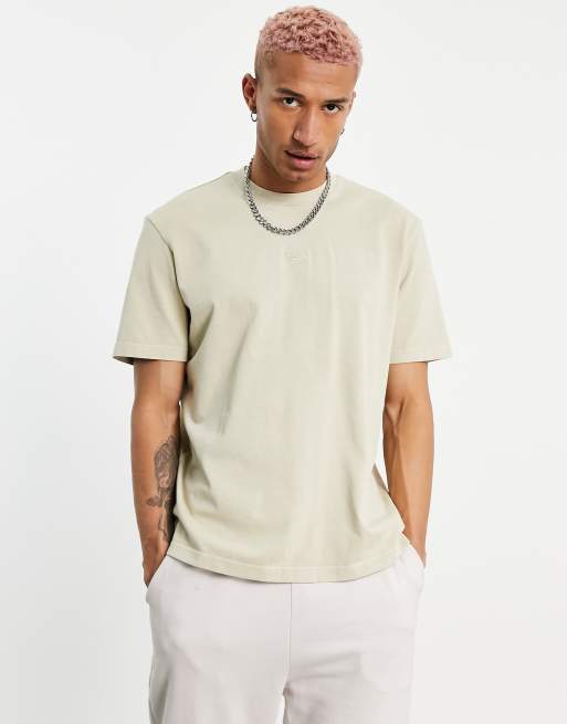 Reebok classic t shirt hot sale beige