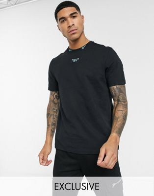 Reebok classics t-shirt with neck logo embroidery in black exclusive to asos-Grey
