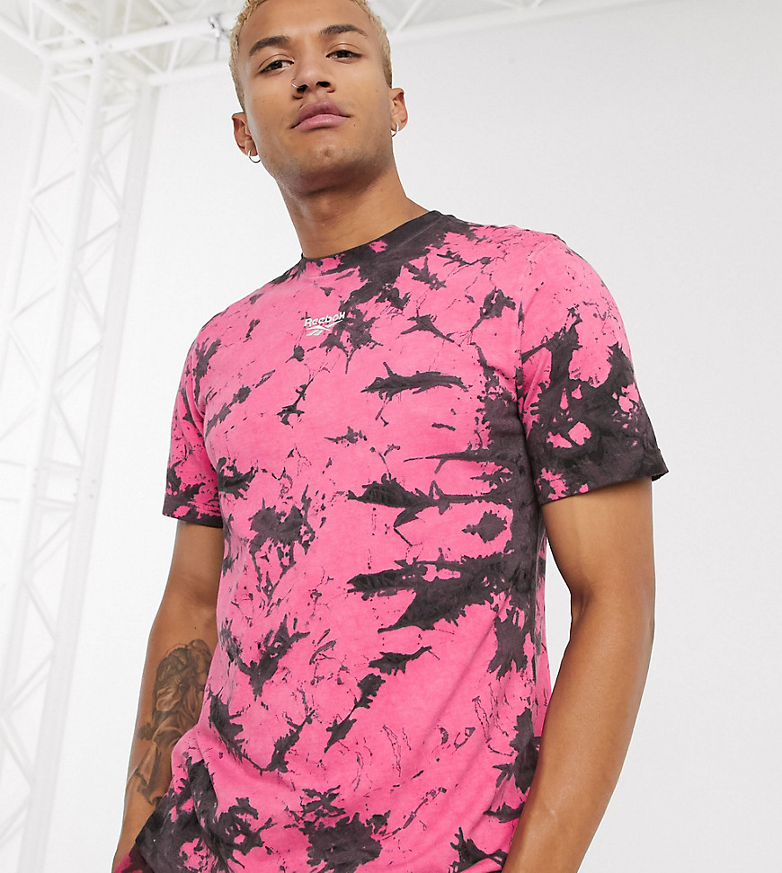 Reebok classics tie dye t-shirt in pink and black exclusive to asos