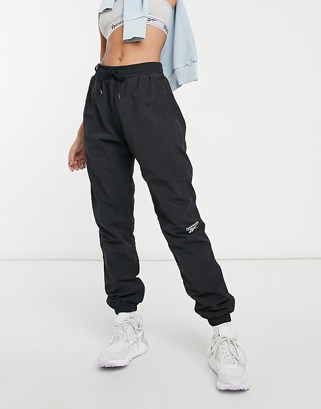 Reebok Classics Vector cuffed sweatpants in black | ASOS