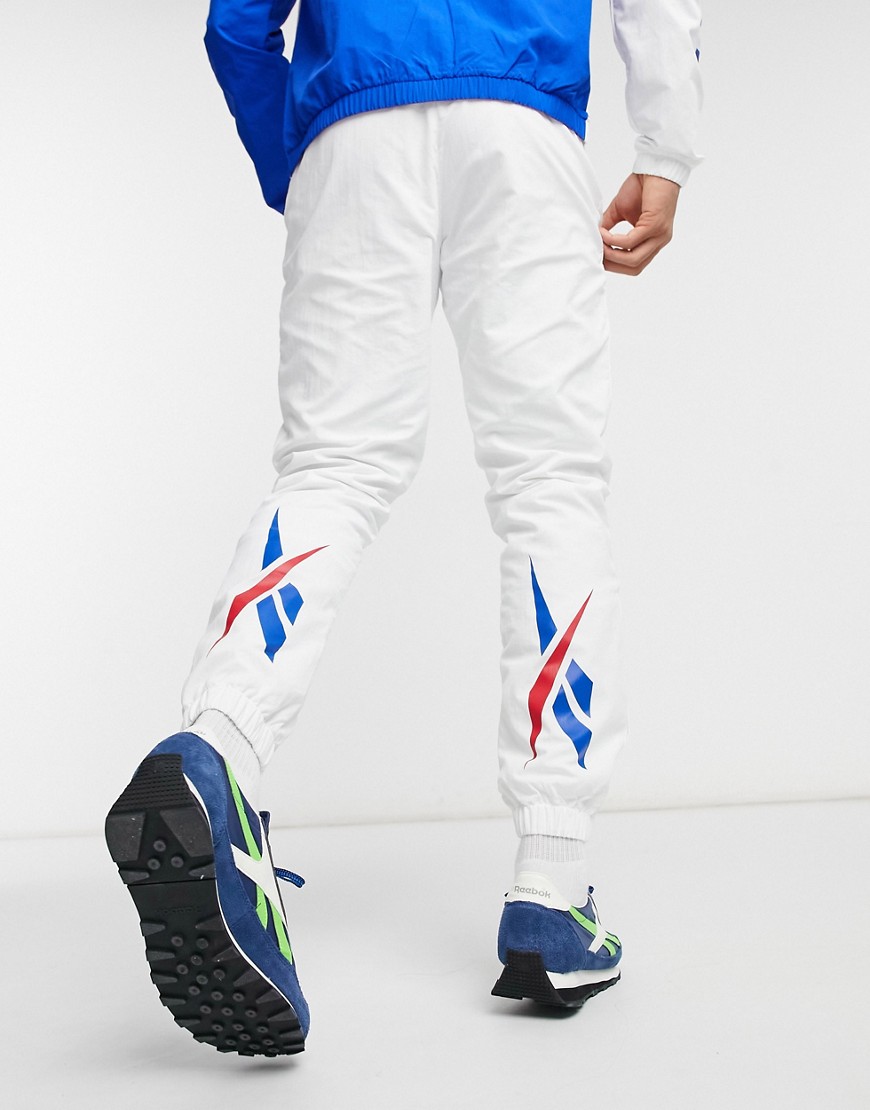 Reebok Classics vector fr trackpant in white