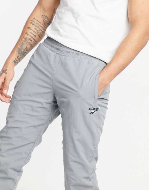 Classic vector jogger outlet pants