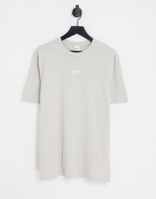 Reebok classics wardrobe essentials boxy t-shirt in grey