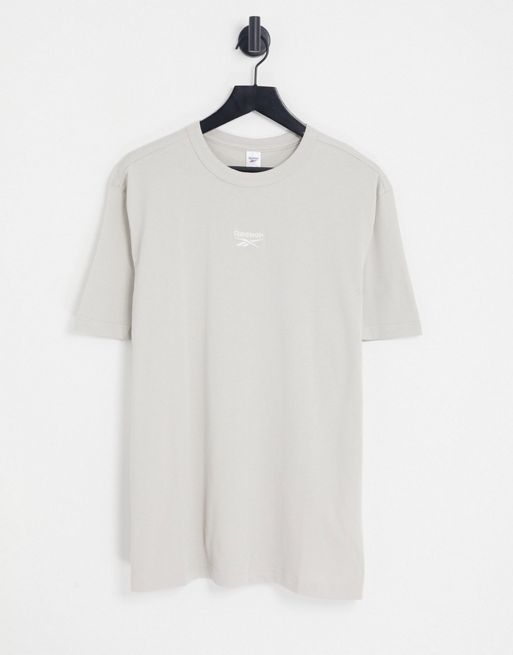 Reebok Classics - Wardrobe Essentials - Recht T-shirt in grijs