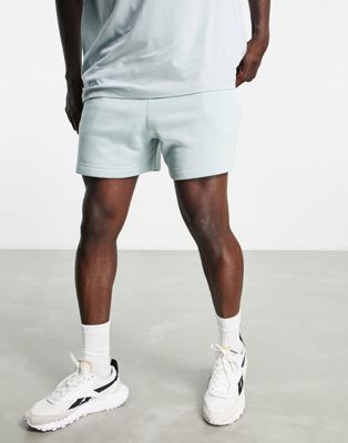 Reebok Classics wardrobe essentials shorts in seaside grey  - ASOS Price Checker