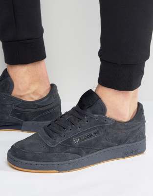 reebok club c leather trainers in black