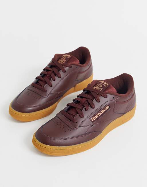 Reebok club c 85 mu trainers in burgundy