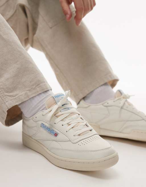 Reebok – Club C 85 – Sneaker in Wollweiß und Blau ASOS