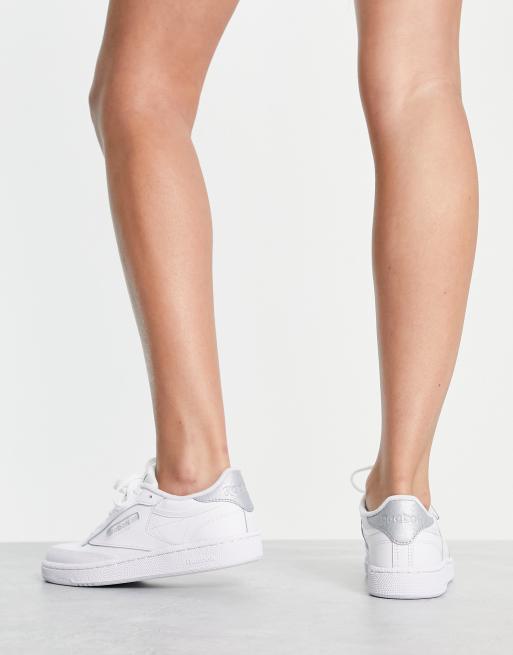 Reebok - Club C 85 - Sneakers i hvid og sølv slangeskindsmønster, 2 af 4